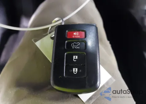 2018 Toyota Rav4 Xle from USA, damaged, VIN JTMWFREV0JD120067